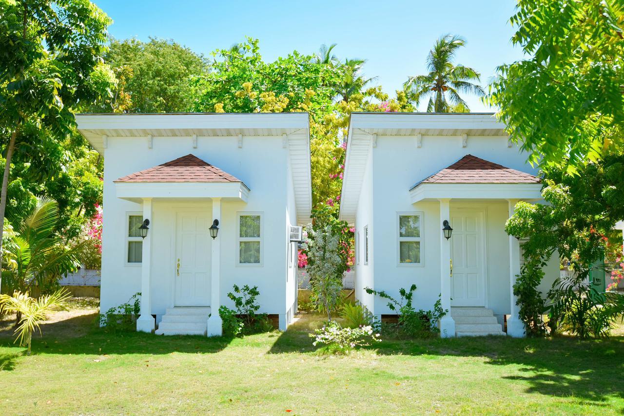 Casablanca By The Sea Hotel Olango Island Ngoại thất bức ảnh