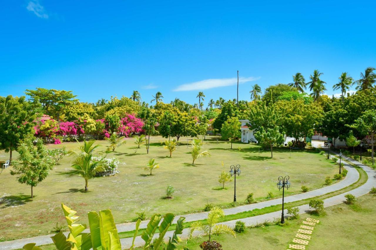 Casablanca By The Sea Hotel Olango Island Ngoại thất bức ảnh