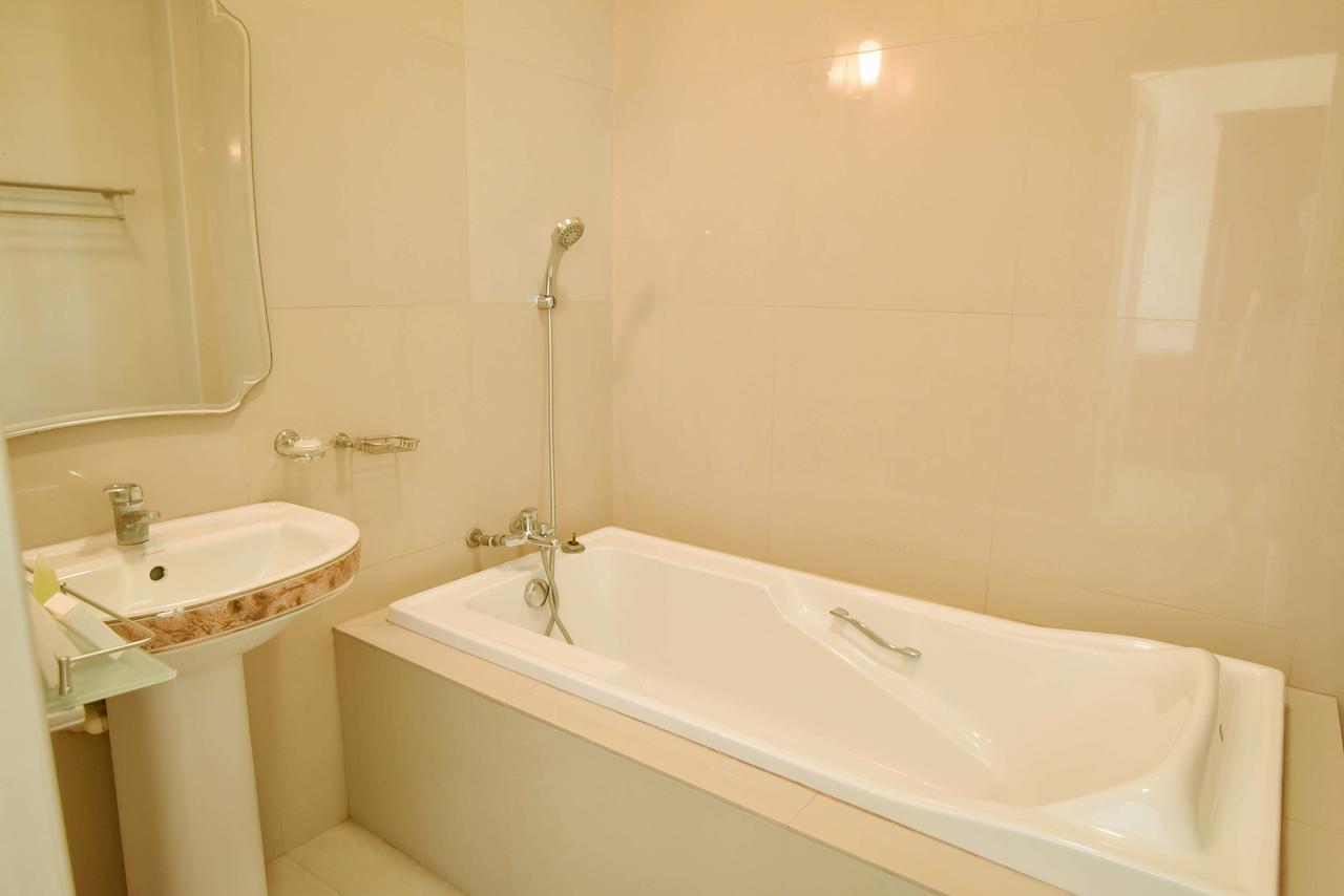 Casablanca By The Sea Hotel Olango Island Ngoại thất bức ảnh