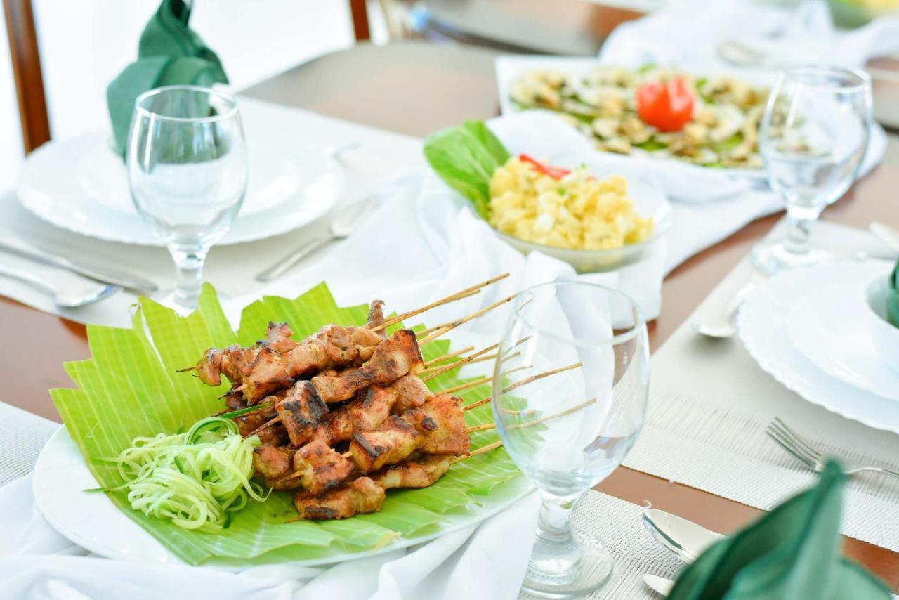 Casablanca By The Sea Hotel Olango Island Ngoại thất bức ảnh