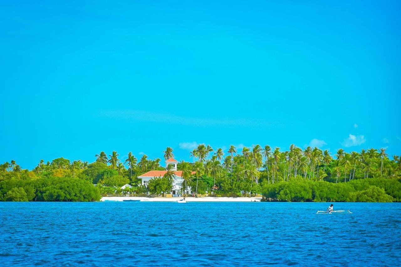 Casablanca By The Sea Hotel Olango Island Ngoại thất bức ảnh